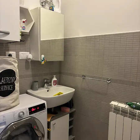 Centro Διαμέρισμα Pomezia